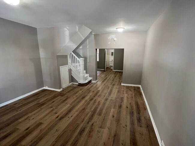 Photo - Huge 3 Bedroom with a FINISHED Basement! House