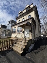 Building Photo - 552 Jefferson Ave