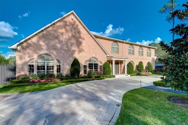 Foto del edificio - 12445 Memorial Dr