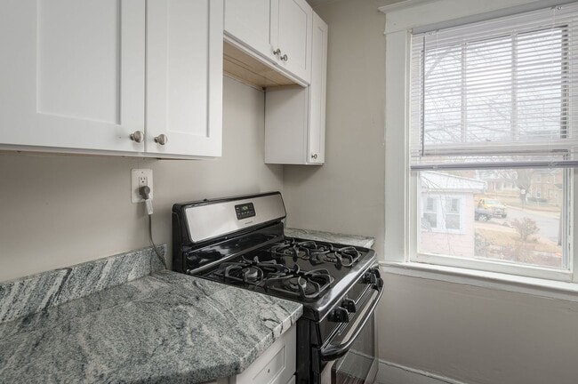 Building Photo - 3220 Bayonne Ave