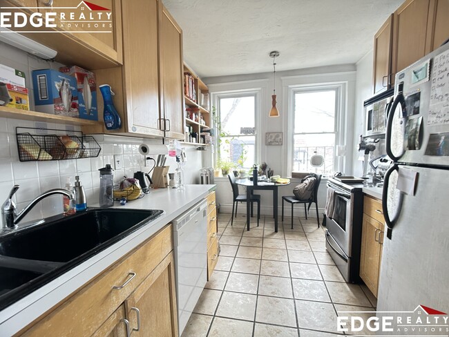 Foto del edificio - 1746 Commonwealth Ave