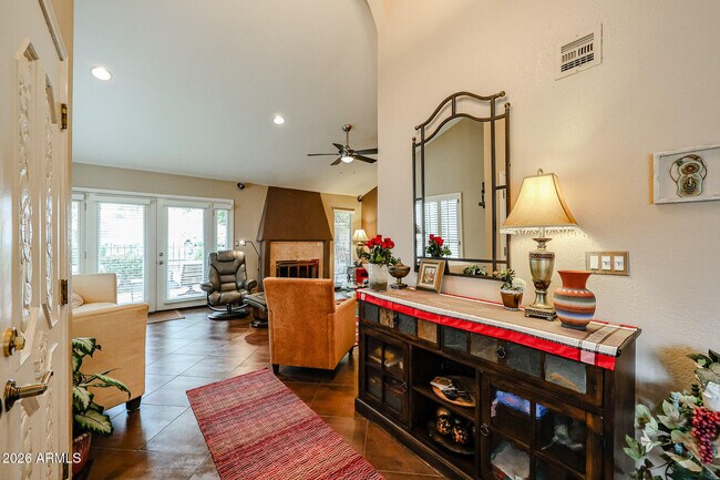 Foto del edificio - 7720 N Pinesview Dr