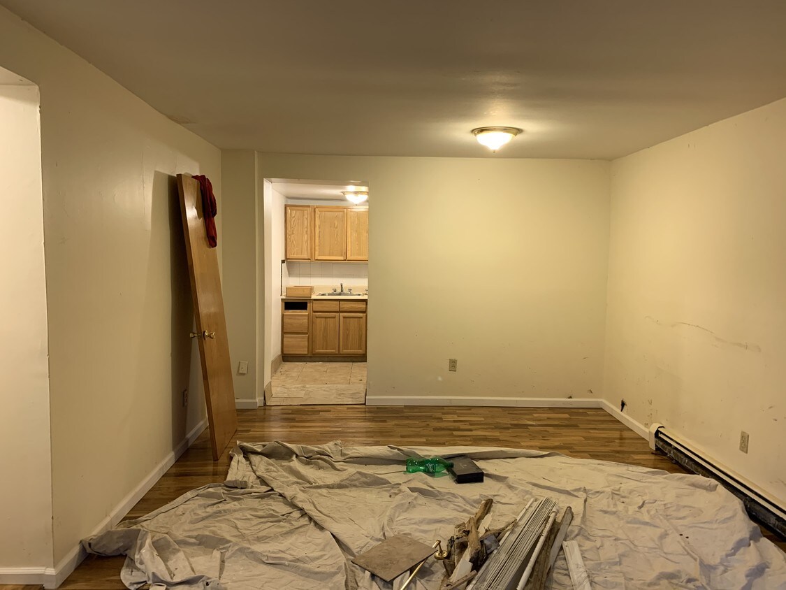Primary Photo - 35 Odell Ave