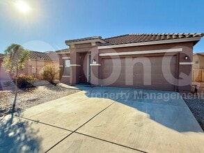 Building Photo - 2839 W Allens Peak Dr