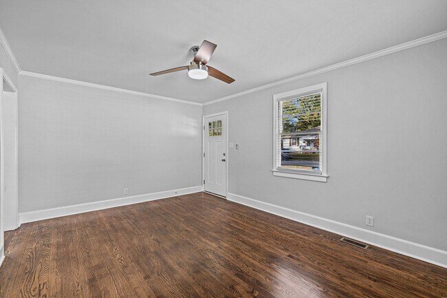 Building Photo - Available Early August! - Charming 2-Bedroom Durham Gem: Hardwood Floors, Updated Kitchen, and More!