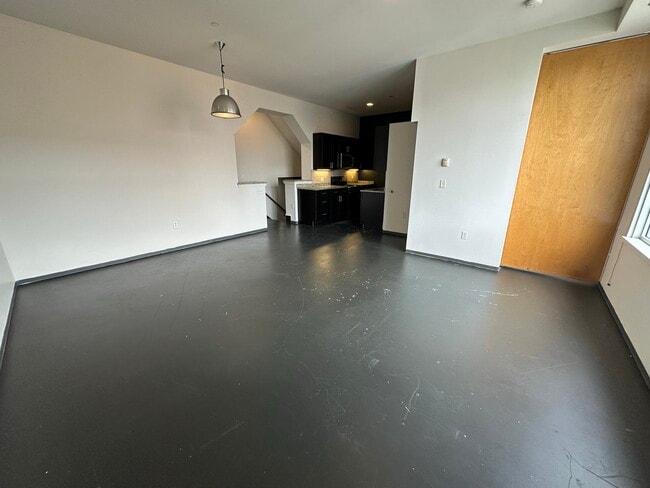 Building Photo - 147 E Berkeley St