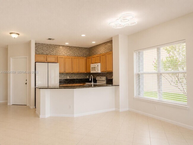 Building Photo - 7337 Smithbrooke Dr
