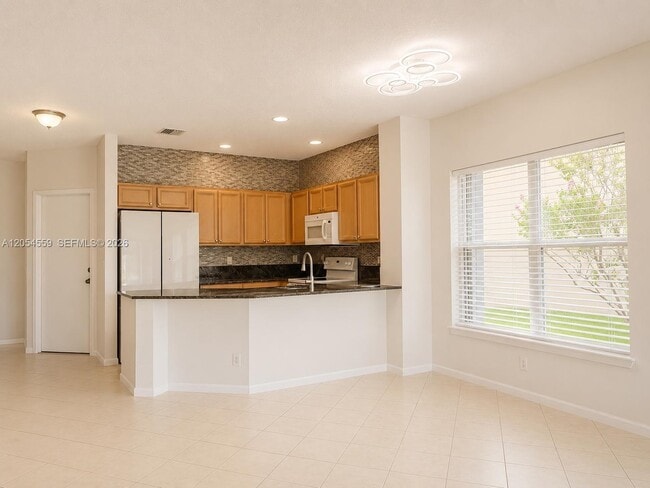 Foto del edificio - 7337 Smithbrooke Dr