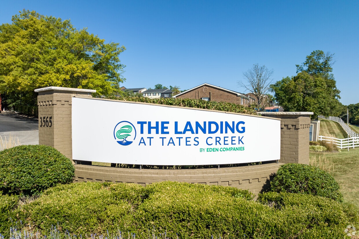 Landing at Tates Creek Apartments in Lexington, KY