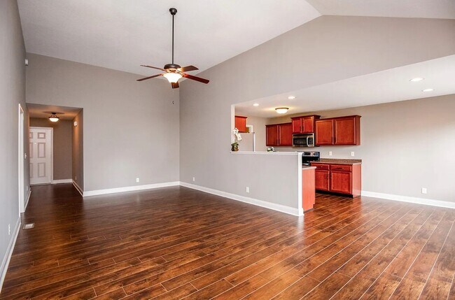 Foto del edificio - 3 Bedroom 2 Bathroom Home!