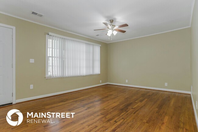 Foto del edificio - 12406 Cherry St