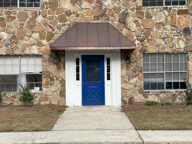 Entrada principal - 3221 Westbrook Dr