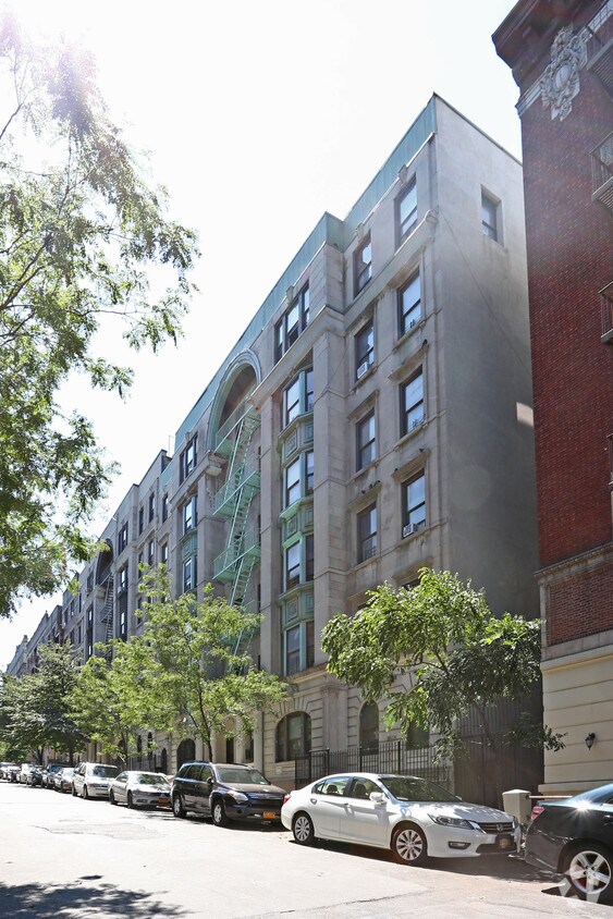 Primary Photo - 620-622 W 137th St