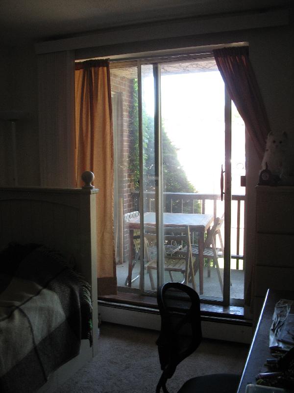 Building Photo - 140 Kenrick St