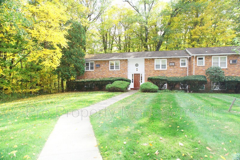 1115 S Main St Unit 2A Waterbury Road, Cheshire, CT 06410 Condo for