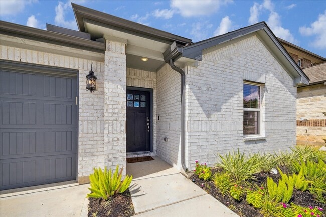 Building Photo - 1510 King Rnch Rd