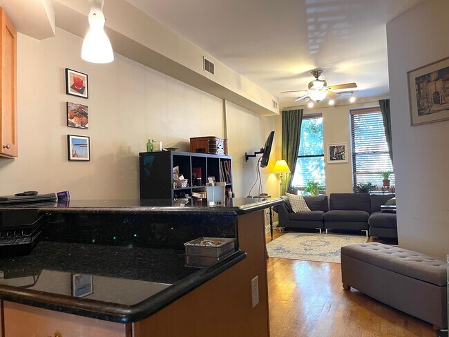 Foto del edificio - 416 Monroe St