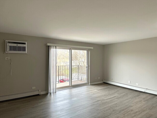 Building Photo - 8650 84th Ct
