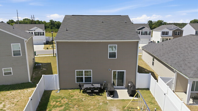 Building Photo - 1160 Fowler Dr