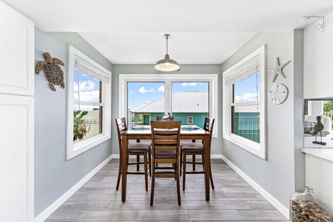 Foto del edificio - 1516 Sandpiper Ln