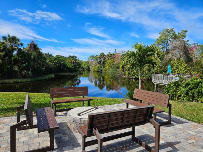 Building Photo - Annual Unfurnished 2nd Floor Condo located...