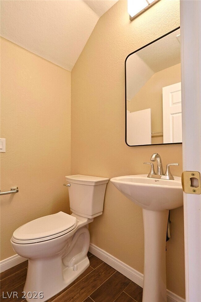 Building Photo - 340 Sweet Sugar Pine Dr
