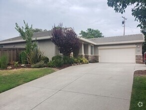 Building Photo - 2696 Richardson Dr
