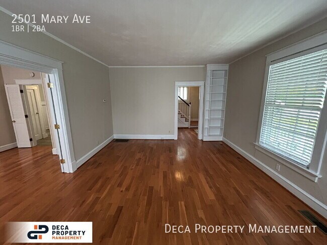 Building Photo - 2501 Mary Ave