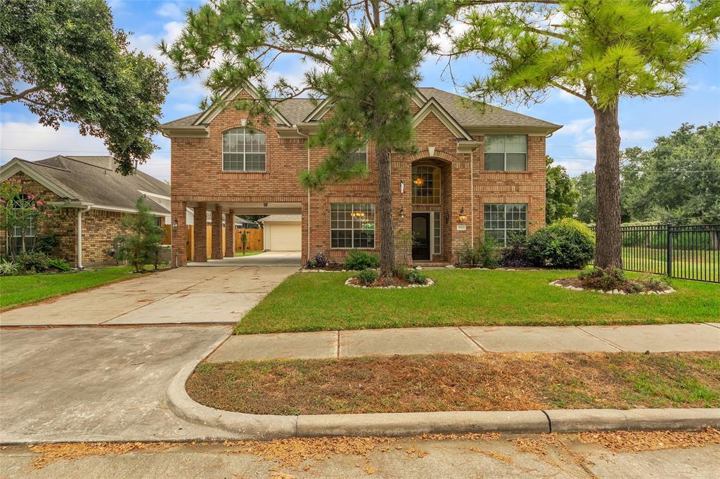 Primary Photo - 18502 Autumn Park Dr