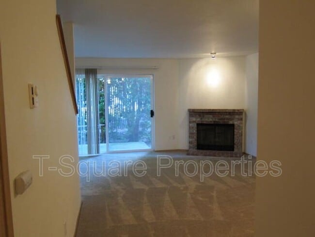 Building Photo - 7634 230th St SW