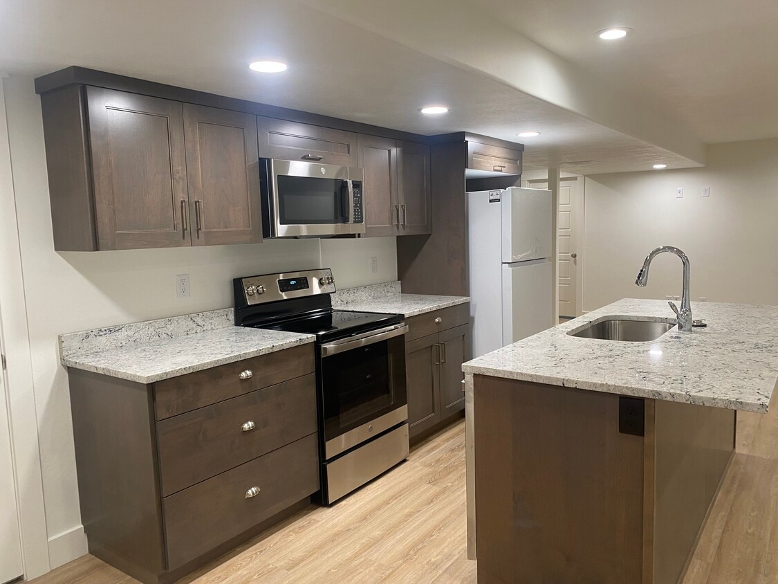 1154 N Berra Blvd Unit 1154 Basement, Tooele, UT 84074 Apartments in