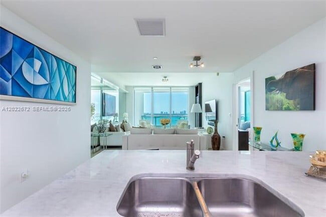 Photo - 900 Biscayne Blvd Apartment