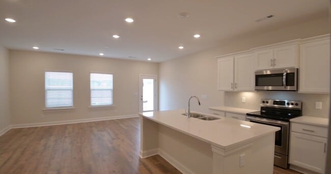Building Photo - 3714 Patten Paige