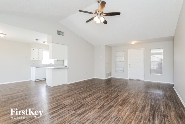Foto del edificio - 1095 Sunshine Way SW