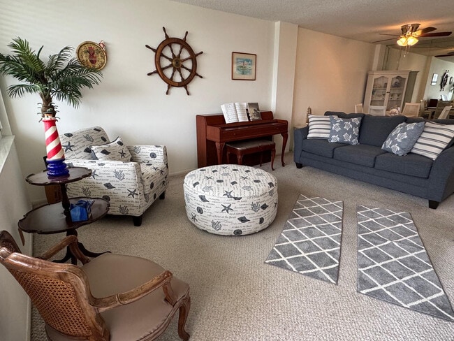 Building Photo - 305 N Pompano Beach Blvd