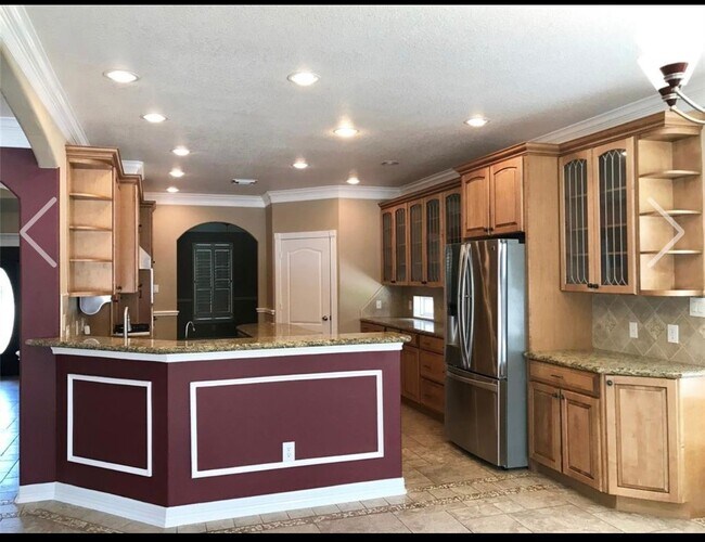 Building Photo - 6811 FM 521 Rd