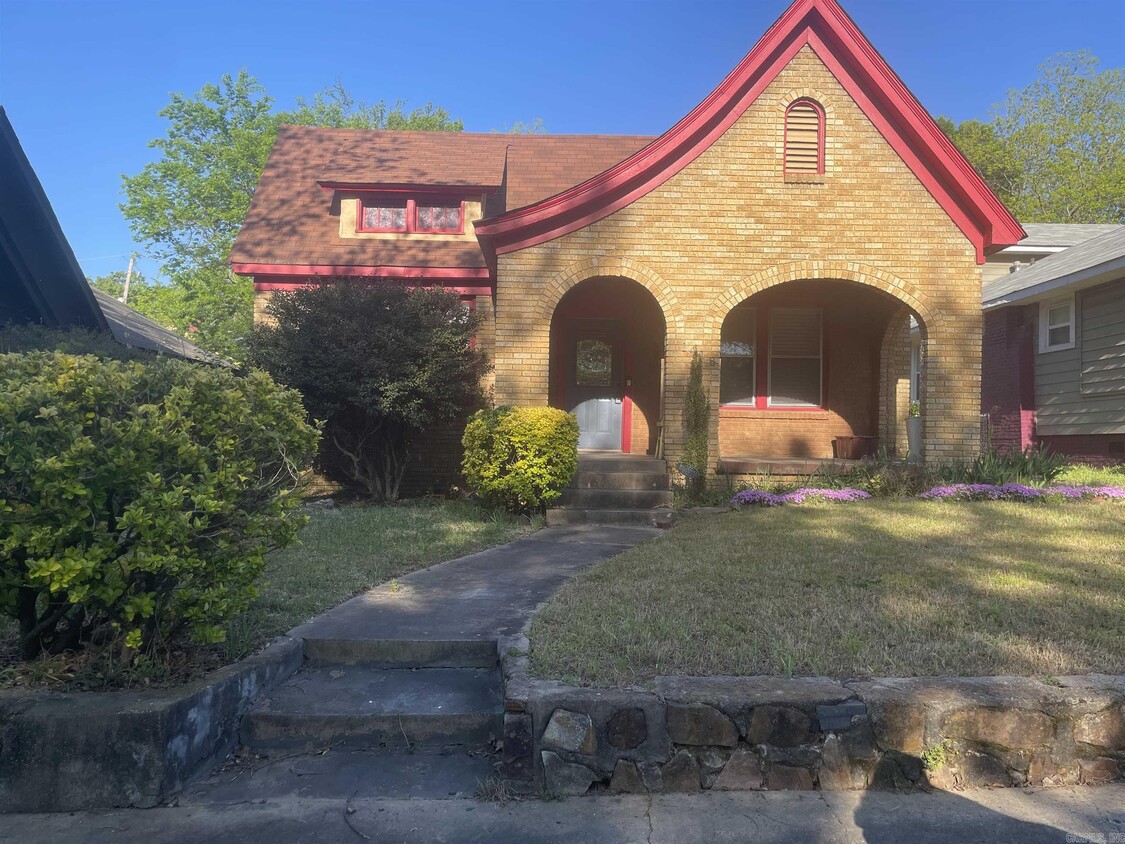 Primary Photo - 1418 Wolfe St