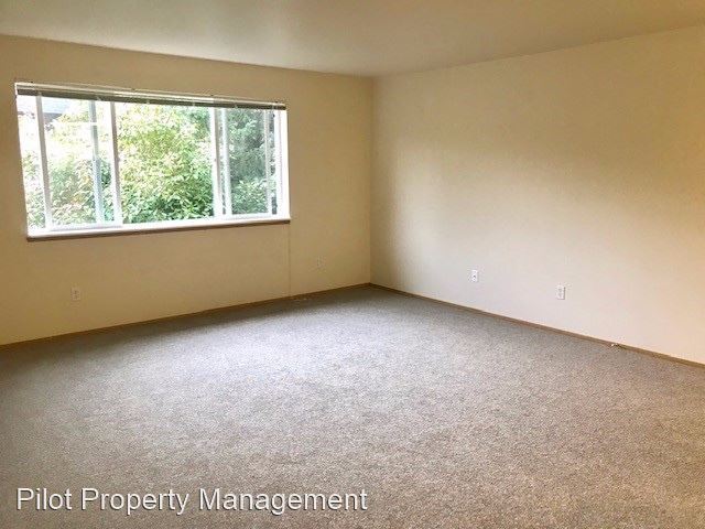 Foto del edificio - 12529 35th Ave NE