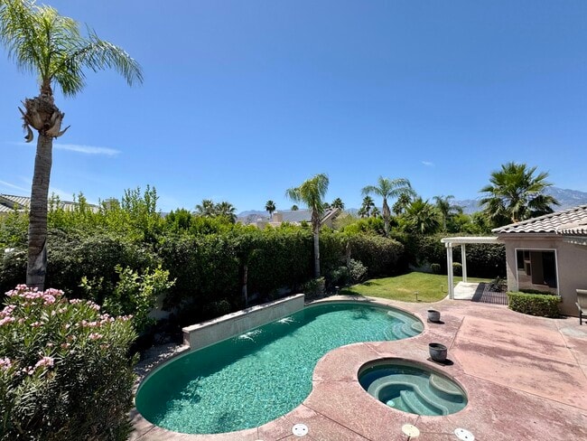 Foto del edificio - 25 Buckingham Way