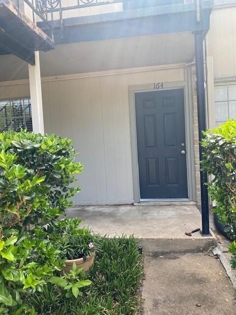 Building Photo - 5550 N Braeswood Blvd