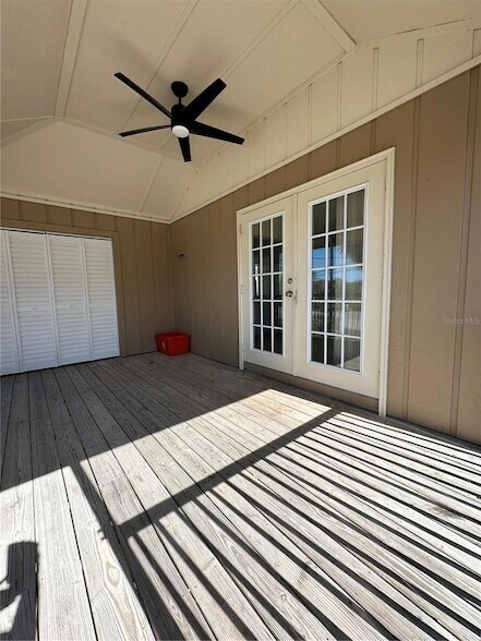 Building Photo - 5053 N Beach Rd