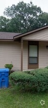 Building Photo - 917 Odom Dr