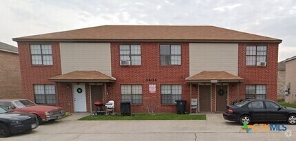 Building Photo - 3404 Barcelona Dr