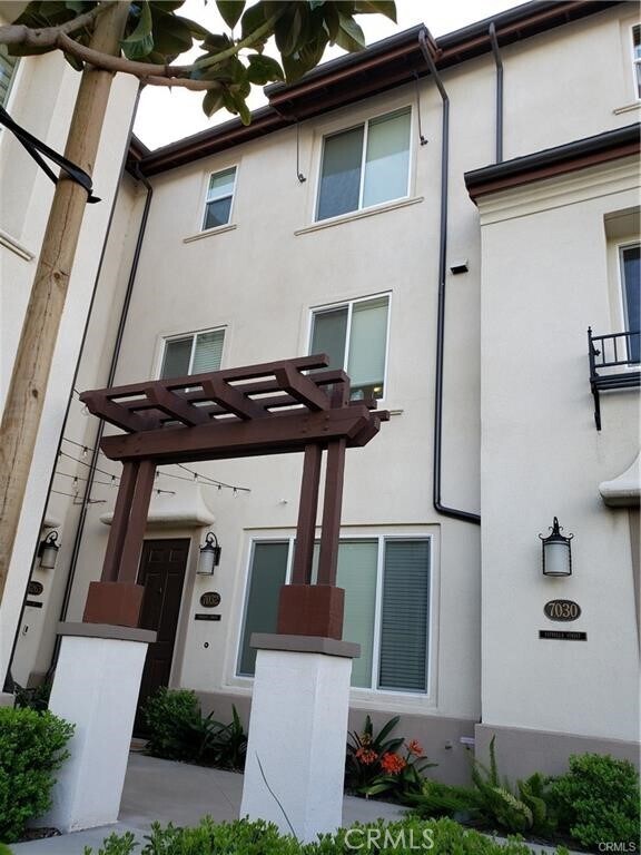 Building Photo - 7032 Estrella St