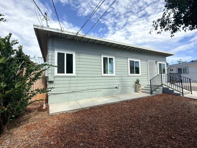 Foto del edificio - 523 N Citrus Ave