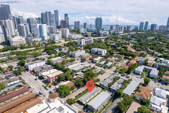 Foto del edificio - 900 SW 5th Ave