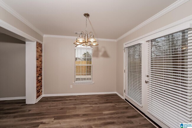 Foto del edificio - 2812 Lambert Cir