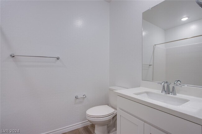 Foto del edificio - 2555 Hampton Rd