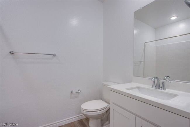 Building Photo - 2555 Hampton Rd