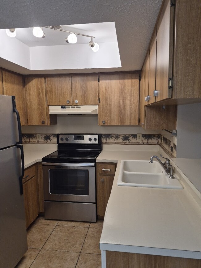 Building Photo - 608 Lynchburg Dr